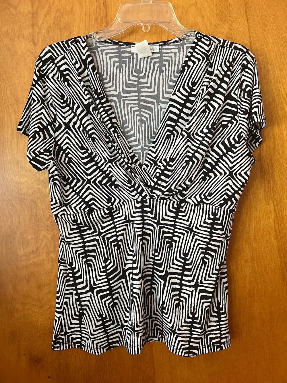NWOT Morgan City short sleeve layered V neck top